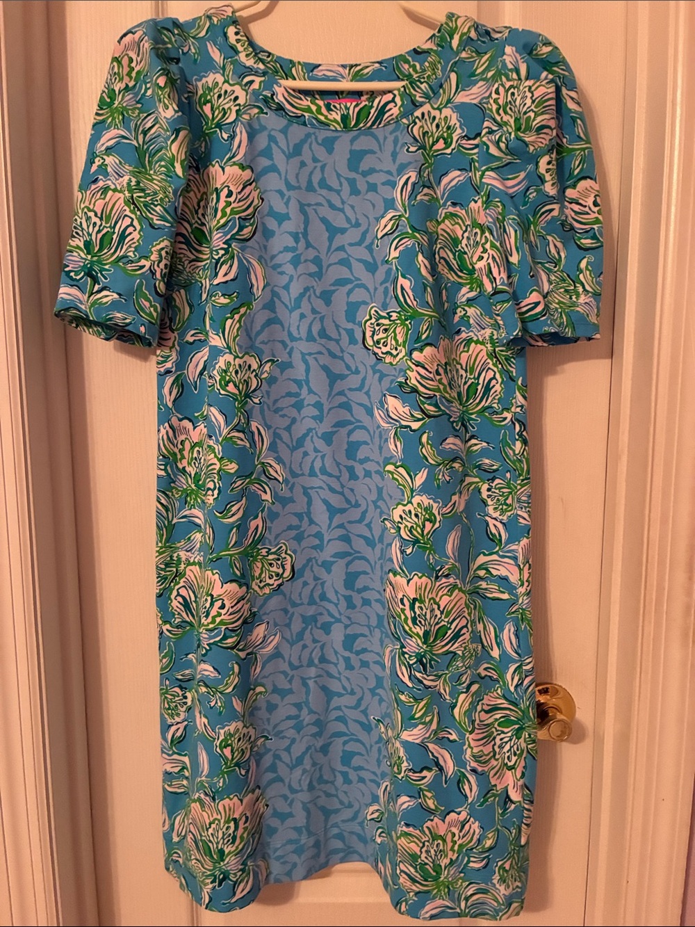 Lilly Pulitzer Harriet Elbow Sleeve Dress in "Cumulus Blue Chick Magnet" M